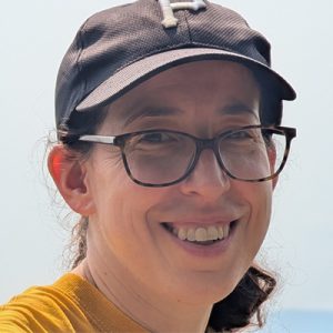 Katie Love ’04